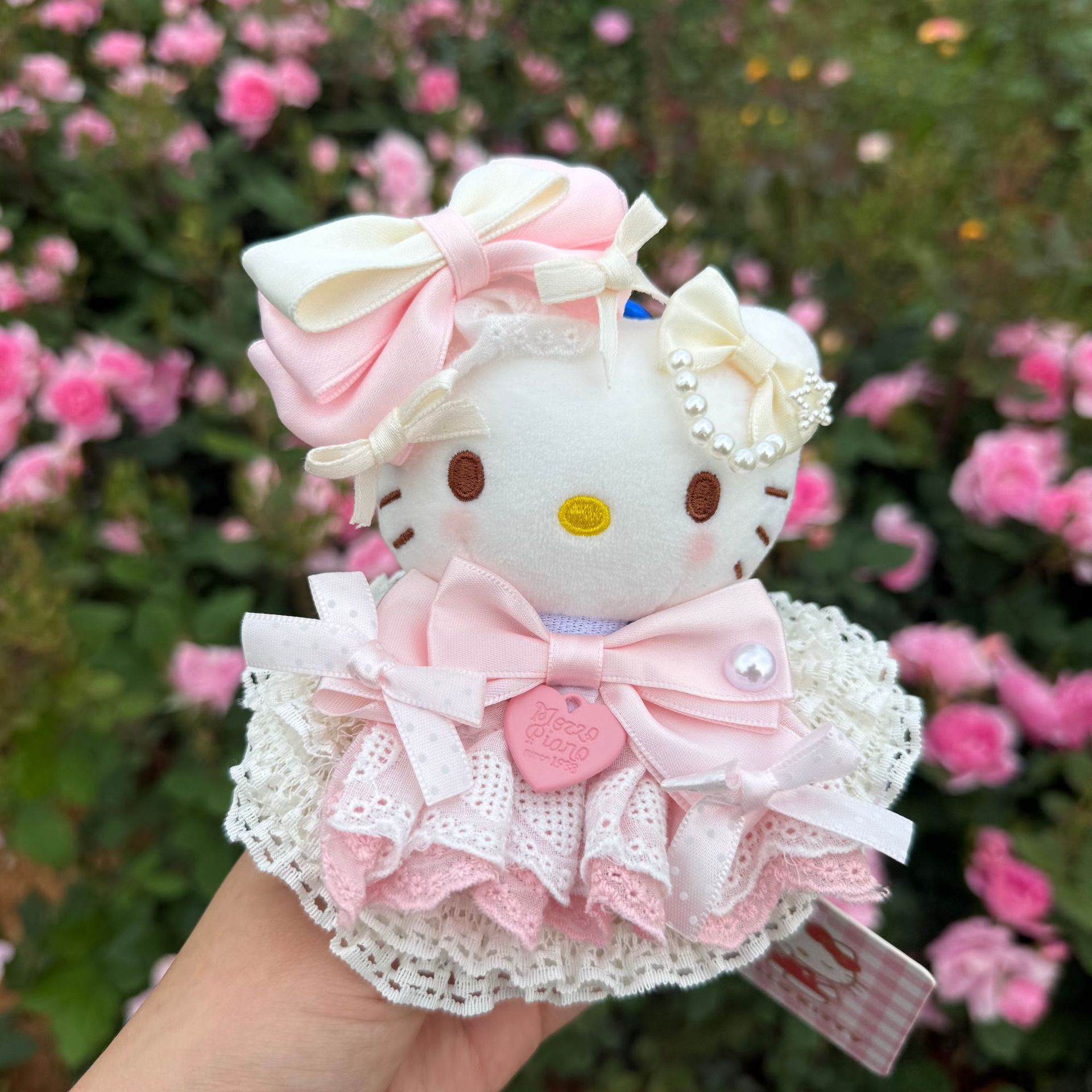 Sanrio Hello Kitty roze Lolita - Car Accessories Japan recensie en prijs